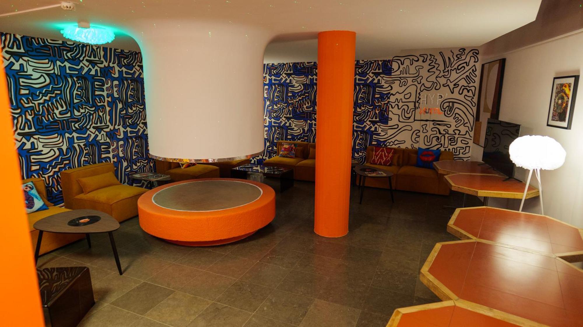 Hyp'Hotel Saint-Marcellin  Buitenkant foto